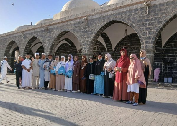 Menapak Jejak Rasul di Madinah: Catatan Spiritual Jamaah Haji Pamulang di Antara Awan Ghamamah dan Kesahajaan Sahabat